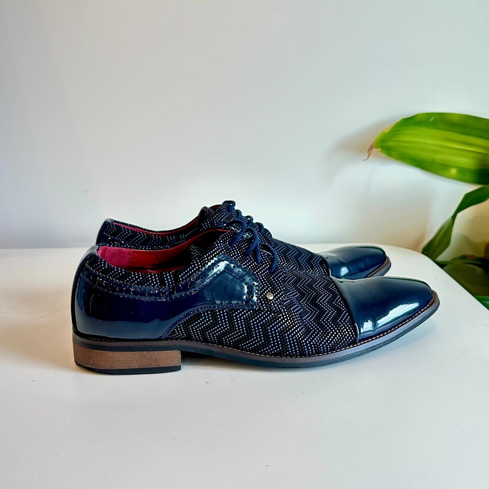 Mens Navy Blue Chevron Pattern Patent Cap Toe Dress Shoes Oxford Size 8.5